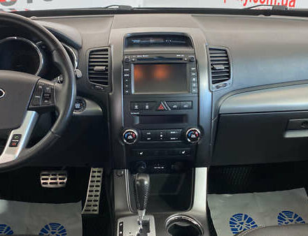 Чорний Кіа Соренто, об'ємом двигуна 2.2 л та пробігом 153 тис. км за 15950 $, фото 18 на Automoto.ua