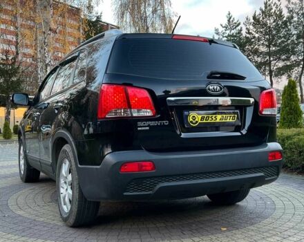 Черный Киа Соренто, объемом двигателя 2.4 л и пробегом 93 тыс. км за 12300 $, фото 4 на Automoto.ua