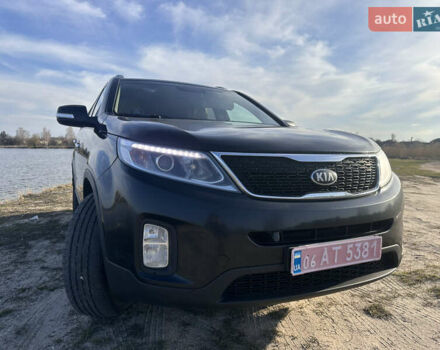 Чорний Кіа Соренто, об'ємом двигуна 2.2 л та пробігом 240 тис. км за 12950 $, фото 2 на Automoto.ua