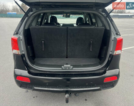 Черный Киа Соренто, объемом двигателя 2.2 л и пробегом 199 тыс. км за 15500 $, фото 13 на Automoto.ua