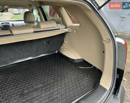 Черный Киа Соренто, объемом двигателя 2.2 л и пробегом 203 тыс. км за 15500 $, фото 27 на Automoto.ua