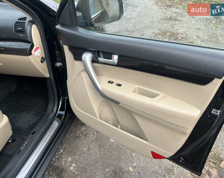 Черный Киа Соренто, объемом двигателя 2.2 л и пробегом 203 тыс. км за 15500 $, фото 32 на Automoto.ua