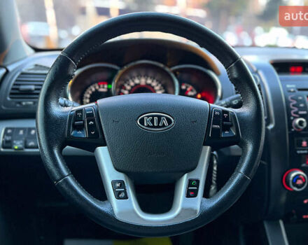 Черный Киа Соренто, объемом двигателя 2.36 л и пробегом 93 тыс. км за 12300 $, фото 10 на Automoto.ua