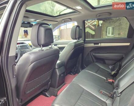 Черный Киа Соренто, объемом двигателя 2.4 л и пробегом 225 тыс. км за 13000 $, фото 10 на Automoto.ua