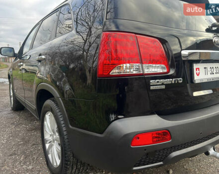 Черный Киа Соренто, объемом двигателя 2.2 л и пробегом 203 тыс. км за 15500 $, фото 10 на Automoto.ua