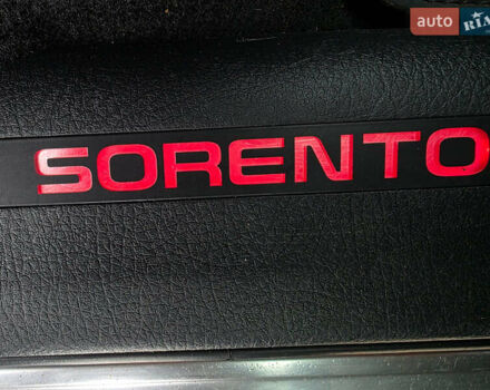 Черный Киа Соренто, объемом двигателя 2.2 л и пробегом 158 тыс. км за 13999 $, фото 25 на Automoto.ua