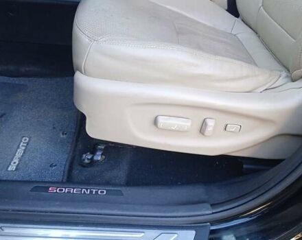 Чорний Кіа Соренто, об'ємом двигуна 2.2 л та пробігом 233 тис. км за 13999 $, фото 4 на Automoto.ua