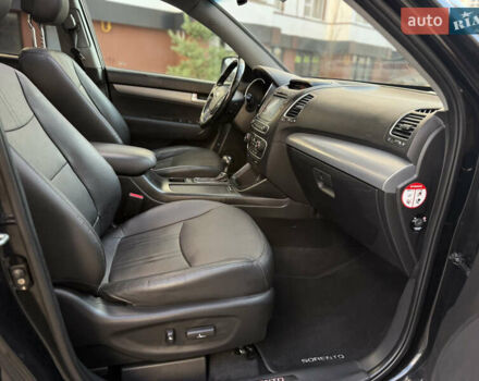 Черный Киа Соренто, объемом двигателя 2.2 л и пробегом 208 тыс. км за 16850 $, фото 56 на Automoto.ua