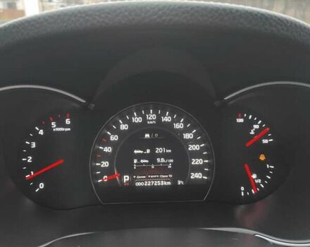 Чорний Кіа Соренто, об'ємом двигуна 2.2 л та пробігом 227 тис. км за 16800 $, фото 22 на Automoto.ua