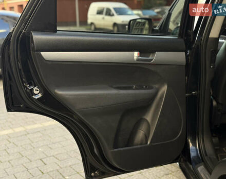 Черный Киа Соренто, объемом двигателя 2.2 л и пробегом 208 тыс. км за 16850 $, фото 32 на Automoto.ua