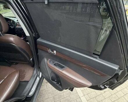 Черный Киа Соренто, объемом двигателя 2.2 л и пробегом 234 тыс. км за 17800 $, фото 16 на Automoto.ua