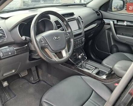 Черный Киа Соренто, объемом двигателя 2 л и пробегом 193 тыс. км за 15999 $, фото 6 на Automoto.ua