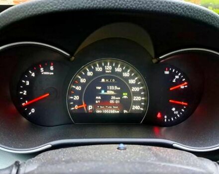 Черный Киа Соренто, объемом двигателя 1.2 л и пробегом 105 тыс. км за 9500 $, фото 10 на Automoto.ua