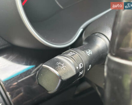 Черный Киа Соренто, объемом двигателя 2.36 л и пробегом 270 тыс. км за 13000 $, фото 16 на Automoto.ua