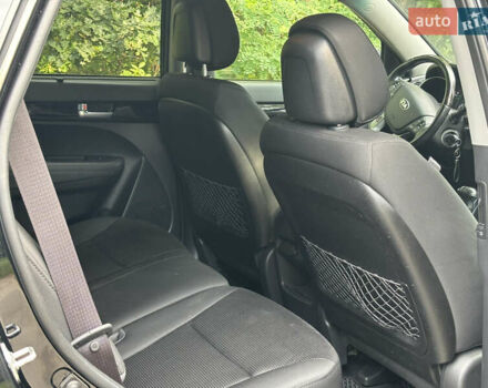 Черный Киа Соренто, объемом двигателя 2.36 л и пробегом 270 тыс. км за 13000 $, фото 35 на Automoto.ua