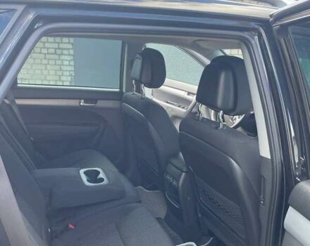 Чорний Кіа Соренто, об'ємом двигуна 2.2 л та пробігом 303 тис. км за 15500 $, фото 9 на Automoto.ua