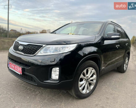Чорний Кіа Соренто, об'ємом двигуна 2.2 л та пробігом 245 тис. км за 15900 $, фото 2 на Automoto.ua
