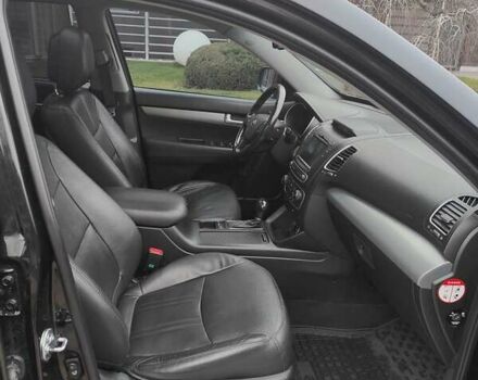 Чорний Кіа Соренто, об'ємом двигуна 2.2 л та пробігом 227 тис. км за 16800 $, фото 17 на Automoto.ua