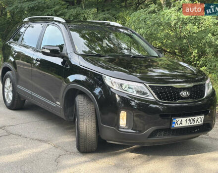 Черный Киа Соренто, объемом двигателя 2.36 л и пробегом 270 тыс. км за 13000 $, фото 4 на Automoto.ua