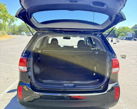 Черный Киа Соренто, объемом двигателя 2.2 л и пробегом 77 тыс. км за 16600 $, фото 11 на Automoto.ua