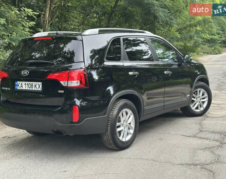 Черный Киа Соренто, объемом двигателя 2.36 л и пробегом 270 тыс. км за 13000 $, фото 2 на Automoto.ua