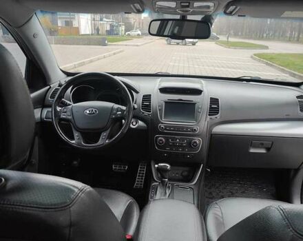 Чорний Кіа Соренто, об'ємом двигуна 2.2 л та пробігом 227 тис. км за 16800 $, фото 9 на Automoto.ua