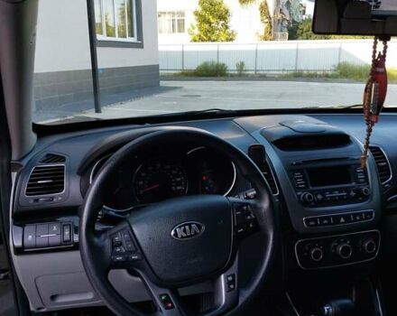 Черный Киа Соренто, объемом двигателя 2.36 л и пробегом 171 тыс. км за 14300 $, фото 12 на Automoto.ua