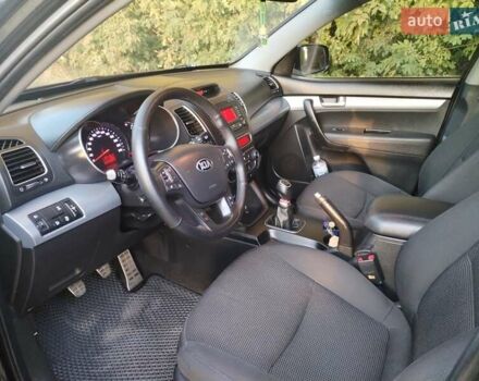 Черный Киа Соренто, объемом двигателя 2.2 л и пробегом 220 тыс. км за 14500 $, фото 24 на Automoto.ua