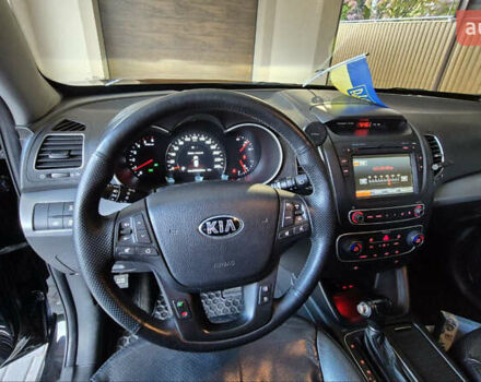 Черный Киа Соренто, объемом двигателя 2.2 л и пробегом 245 тыс. км за 15500 $, фото 9 на Automoto.ua