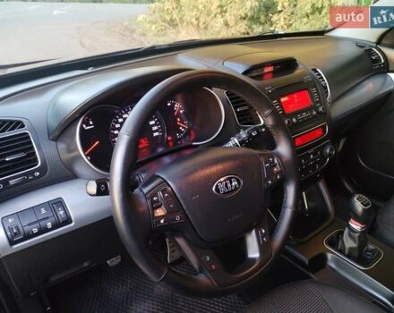 Черный Киа Соренто, объемом двигателя 2.2 л и пробегом 220 тыс. км за 14500 $, фото 20 на Automoto.ua