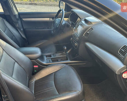 Черный Киа Соренто, объемом двигателя 2.2 л и пробегом 230 тыс. км за 16500 $, фото 23 на Automoto.ua