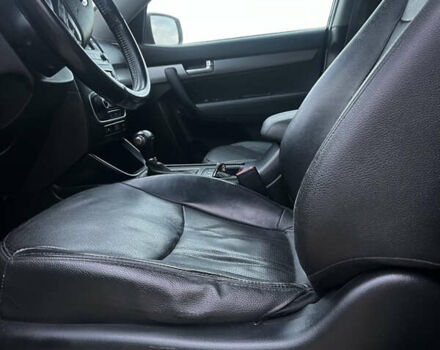 Черный Киа Соренто, объемом двигателя 2.2 л и пробегом 245 тыс. км за 16000 $, фото 1 на Automoto.ua