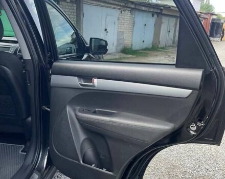 Чорний Кіа Соренто, об'ємом двигуна 2.2 л та пробігом 303 тис. км за 15500 $, фото 10 на Automoto.ua
