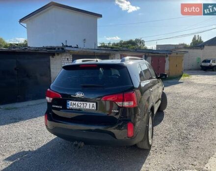 Чорний Кіа Соренто, об'ємом двигуна 2.2 л та пробігом 303 тис. км за 15500 $, фото 4 на Automoto.ua
