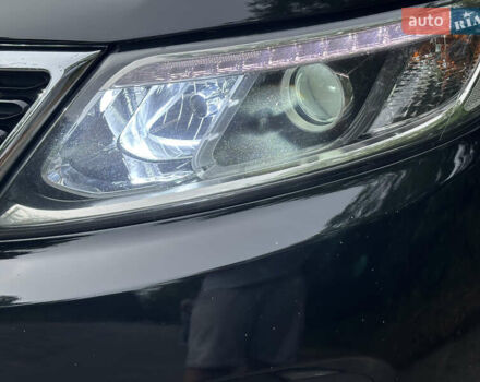 Черный Киа Соренто, объемом двигателя 2.36 л и пробегом 270 тыс. км за 13000 $, фото 3 на Automoto.ua