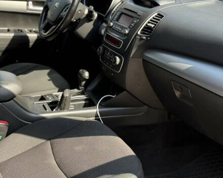 Черный Киа Соренто, объемом двигателя 2.2 л и пробегом 77 тыс. км за 16600 $, фото 17 на Automoto.ua