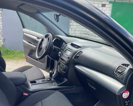 Чорний Кіа Соренто, об'ємом двигуна 2.2 л та пробігом 303 тис. км за 15500 $, фото 12 на Automoto.ua