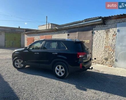 Чорний Кіа Соренто, об'ємом двигуна 2.2 л та пробігом 303 тис. км за 15500 $, фото 3 на Automoto.ua