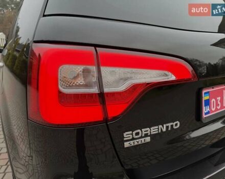 Чорний Кіа Соренто, об'ємом двигуна 2.2 л та пробігом 114 тис. км за 20200 $, фото 92 на Automoto.ua