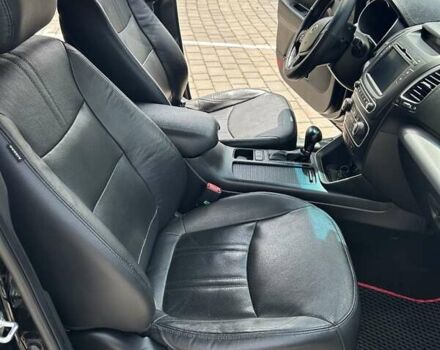 Черный Киа Соренто, объемом двигателя 2.2 л и пробегом 318 тыс. км за 15800 $, фото 13 на Automoto.ua