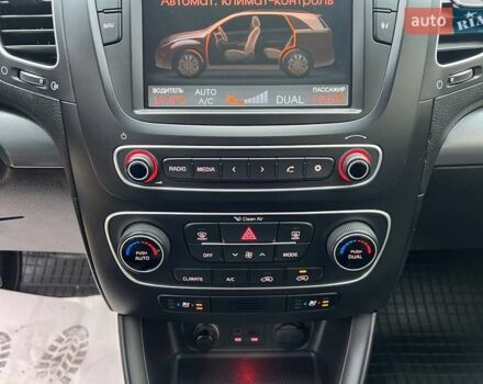 Чорний Кіа Соренто, об'ємом двигуна 2.2 л та пробігом 234 тис. км за 17300 $, фото 58 на Automoto.ua