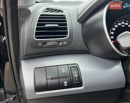 Чорний Кіа Соренто, об'ємом двигуна 2.2 л та пробігом 234 тис. км за 17300 $, фото 47 на Automoto.ua