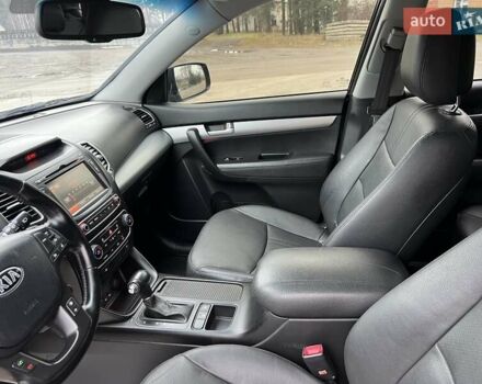 Чорний Кіа Соренто, об'ємом двигуна 2.2 л та пробігом 234 тис. км за 17300 $, фото 44 на Automoto.ua