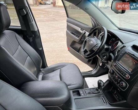 Чорний Кіа Соренто, об'ємом двигуна 2.2 л та пробігом 234 тис. км за 17300 $, фото 68 на Automoto.ua