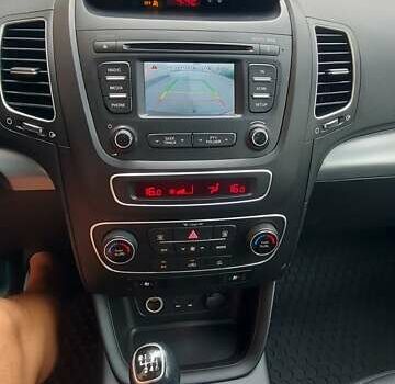 Черный Киа Соренто, объемом двигателя 2.2 л и пробегом 208 тыс. км за 16900 $, фото 26 на Automoto.ua