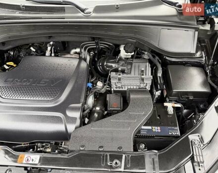 Чорний Кіа Соренто, об'ємом двигуна 2.2 л та пробігом 114 тис. км за 20200 $, фото 77 на Automoto.ua