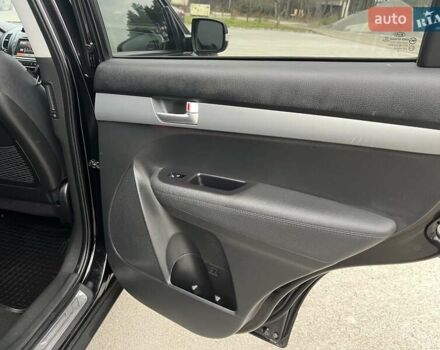 Черный Киа Соренто, объемом двигателя 2.2 л и пробегом 230 тыс. км за 17800 $, фото 76 на Automoto.ua