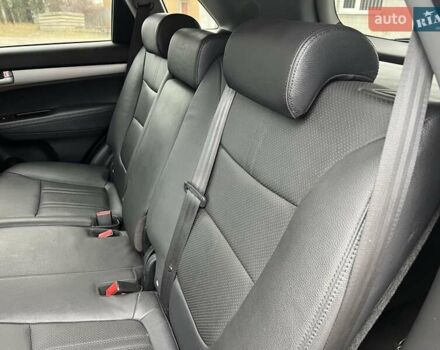 Чорний Кіа Соренто, об'ємом двигуна 2.2 л та пробігом 234 тис. км за 17300 $, фото 82 на Automoto.ua