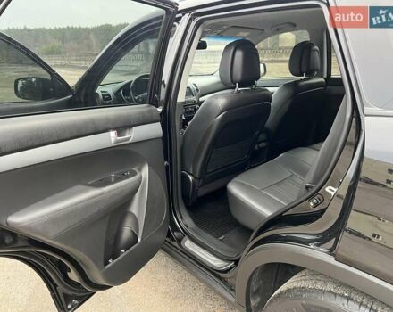 Чорний Кіа Соренто, об'ємом двигуна 2.2 л та пробігом 234 тис. км за 17300 $, фото 77 на Automoto.ua