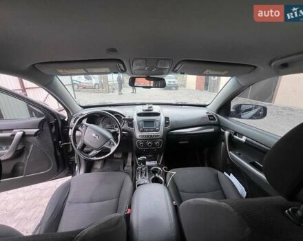 Черный Киа Соренто, объемом двигателя 2.35 л и пробегом 260 тыс. км за 11900 $, фото 13 на Automoto.ua